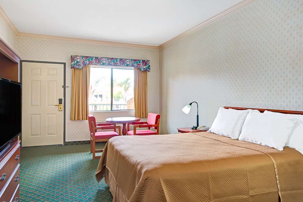 Travelodge By Wyndham Lynwood Chambre photo